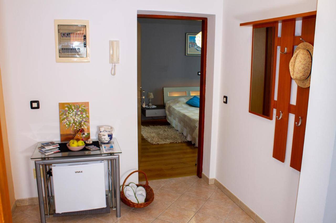 Room Adry โรวีน ภายนอก รูปภาพ