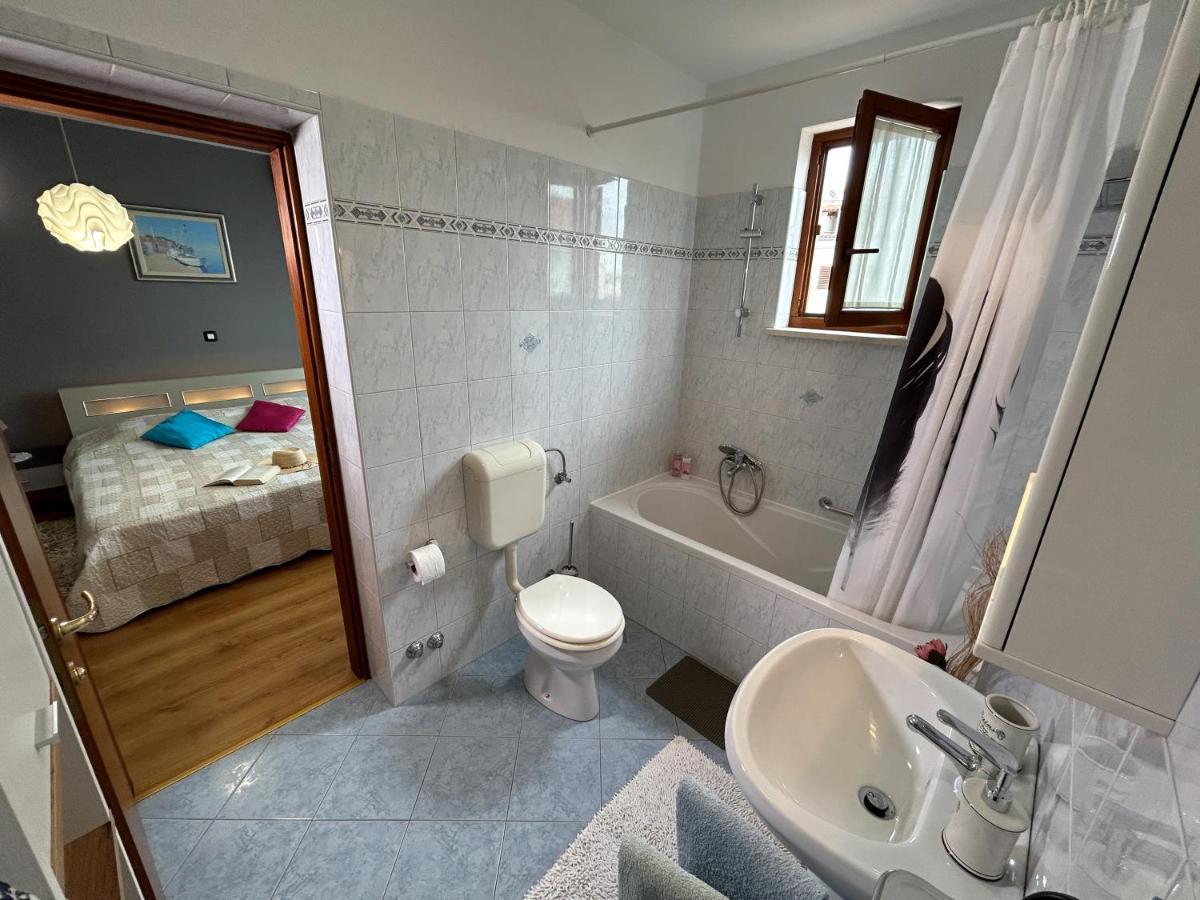 Room Adry โรวีน ภายนอก รูปภาพ